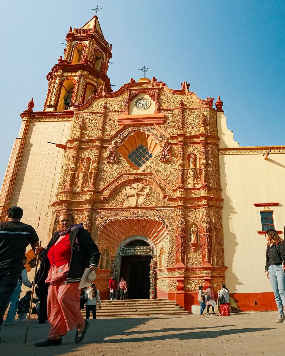 Fachada barroca de la misión de Jalpan de Serra
